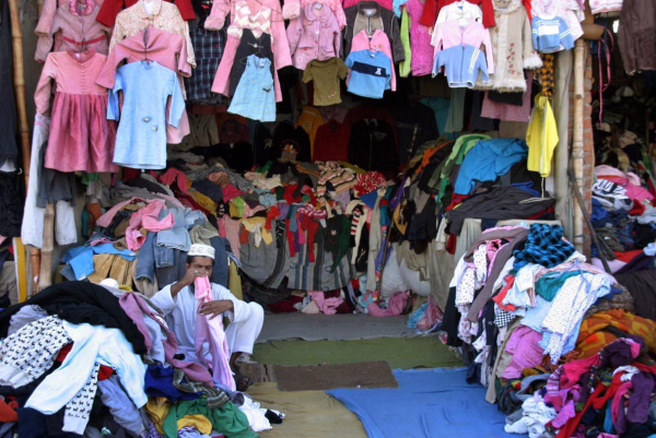 Sustainable Fashion in Pakistan: The Rise of Thrift Shopping