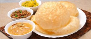 halwa puri popular Pakistani dishes